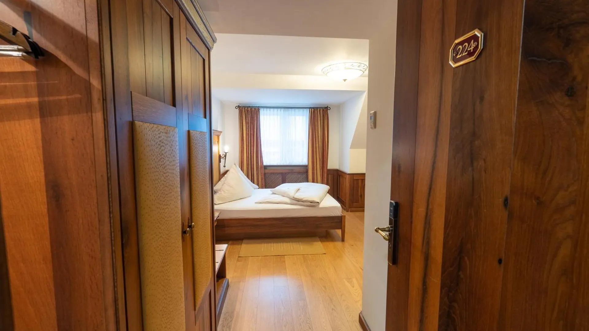 Hotel Hirsch Neu-Ulm